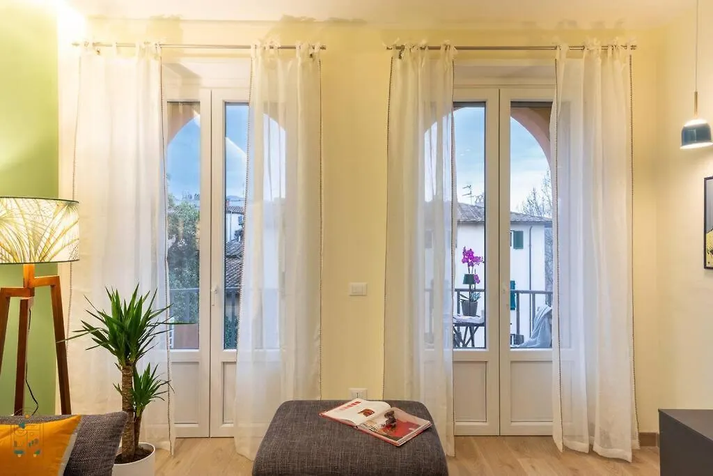 Il Sogno, Luxury Apartment In Piazza Napoleone Lucca 0*,
